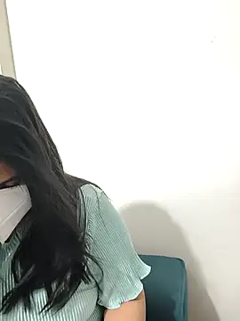 Snapshot of Siya__499 chatting on February 20, 2026, 5:24 pm Siya 499 online show from February 20, 2026, 5:24 pm