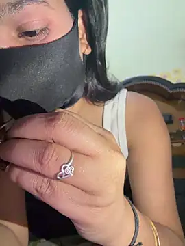 Snapshot of Cutedesigirl chatting on April 13, 2026, 7:08 pm Cutedesigirl online show from April 13, 2026, 7:08 pm