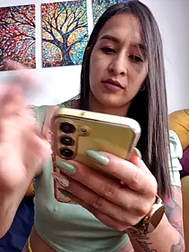 Paola andrade online show from February 27, 2026, 3:45 pm