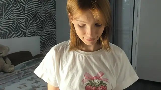 Kiracute18 online show from July 31, 2026, 5:45 pm