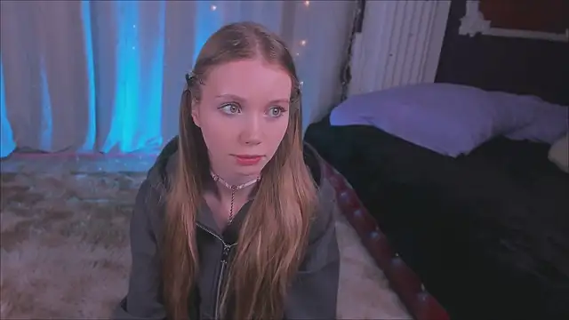 Snapshot of lada2k4 chatting on February 11, 2026, 5:56 am lada2k4 online show from February 11, 2026, 5:56 am