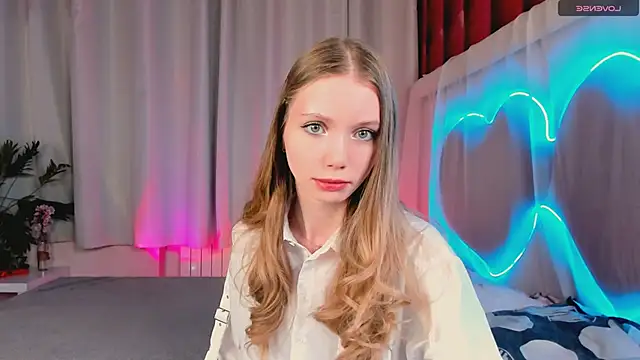 Snapshot of lada2k4 chatting on February 13, 2026, 5:58 am lada2k4 online show from February 13, 2026, 5:58 am