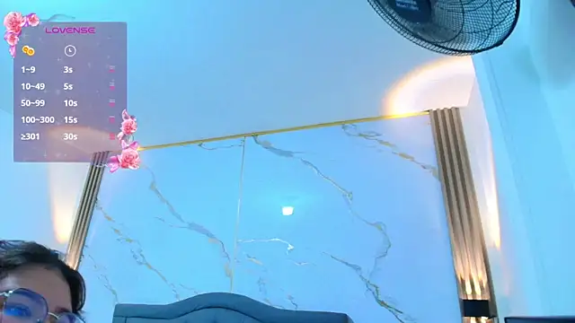 Nina rouge77 online show from February 23, 2026, 12:02 pm