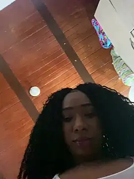 Snapshot of AnnaHot- chatting on February 24, 2026, 5:05 am AnnaHot- online show from February 24, 2026, 5:05 am