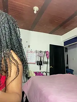 Snapshot of AnnaHot- chatting on February 25, 2026, 5:17 am AnnaHot- online show from February 25, 2026, 5:17 am