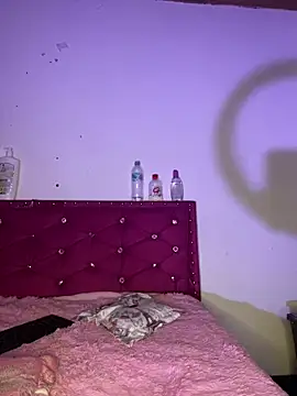 Snapshot of AnnaHot- chatting on February 28, 2026, 5:41 am AnnaHot- online show from February 28, 2026, 5:41 am