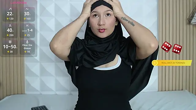 Snapshot of _HIKARII_ chatting on February 19, 2026, 12:56 pm HIKARII online show from February 19, 2026, 12:56 pm