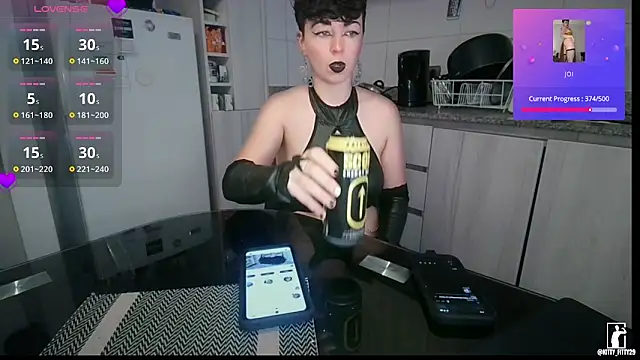 Snapshot of kittyfitty29 chatting on March 18, 2026, 7:17 pm kittyfitty29 online show from March 18, 2026, 7:17 pm