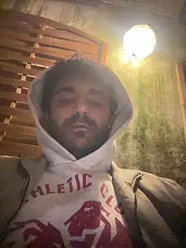 elia2711 online show from March 3, 2026, 11:21 pm