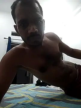Snapshot of Daddyishere_19 chatting on April 26, 2026, 7:00 pm Daddyishere 19 online show from April 26, 2026, 7:00 pm