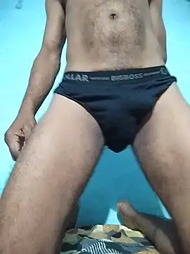 Snapshot of Daddyishere_19 chatting on May 25, 2026, 5:24 am Daddyishere 19 online show from May 25, 2026, 5:24 am