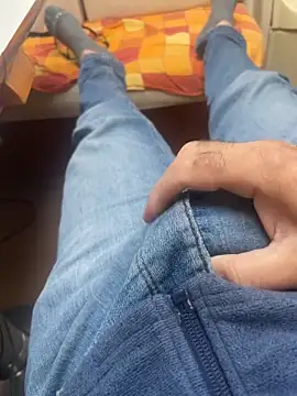 Snapshot of stallone_italiano_62 chatting on February 27, 2026, 9:09 am stallone italiano 62 online show from February 27, 2026, 9:09 am