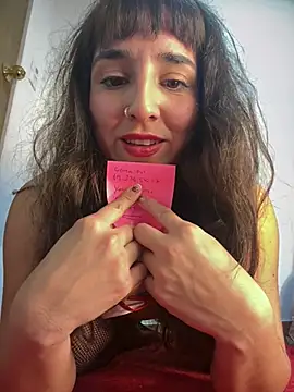 Latinaelisa online show from July 1, 2026, 4:25 am