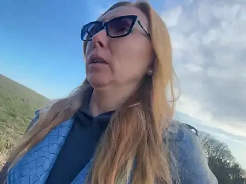 JenyJanys online show from March 3, 2026, 4:02 pm