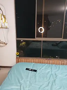 its lauu  online show from February 27, 2026, 4:01 am