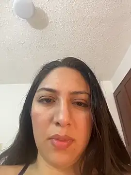 Victoria Lusty online show from February 16, 2026, 11:01 pm