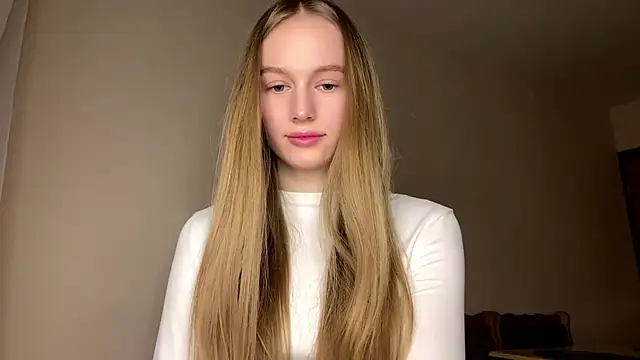 Snapshot of Viktoria_Vibes chatting on February 15, 2026, 3:31 pm Viktoria Vibes online show from February 15, 2026, 3:31 pm