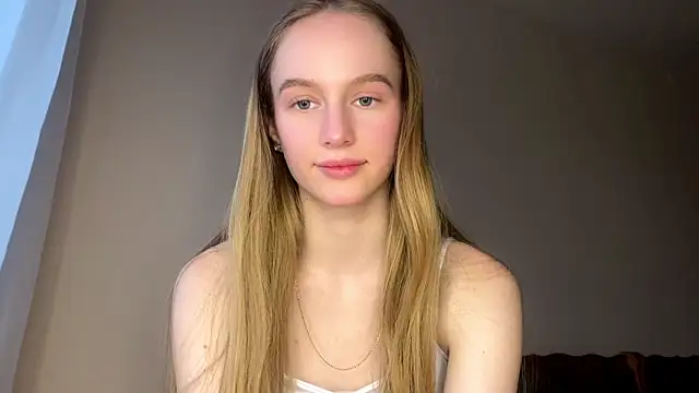 Snapshot of Viktoria_Vibes chatting on February 28, 2026, 3:24 pm Viktoria Vibes online show from February 28, 2026, 3:24 pm