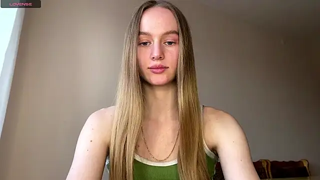 Snapshot of Viktoria_Vibes chatting on March 9, 2026, 3:05 pm Viktoria Vibes online show from March 9, 2026, 3:05 pm