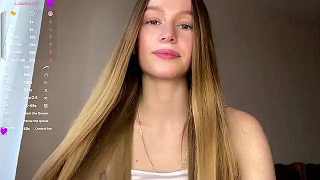 Snapshot of Viktoria_Vibes chatting on April 15, 2026, 3:19 pm Viktoria Vibes online show from April 15, 2026, 3:19 pm