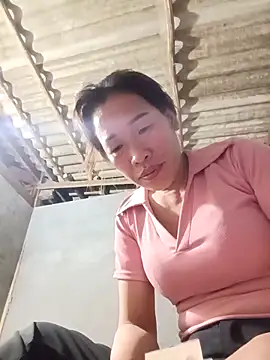 Snapshot of aki_xzx chatting on February 15, 2026, 11:30 am aki xzx online show from February 15, 2026, 11:30 am