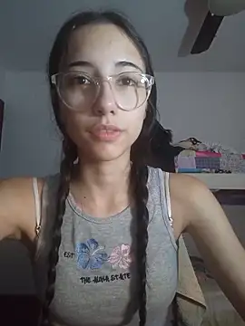 isaaabelaaa online show from March 20, 2026, 11:04 am