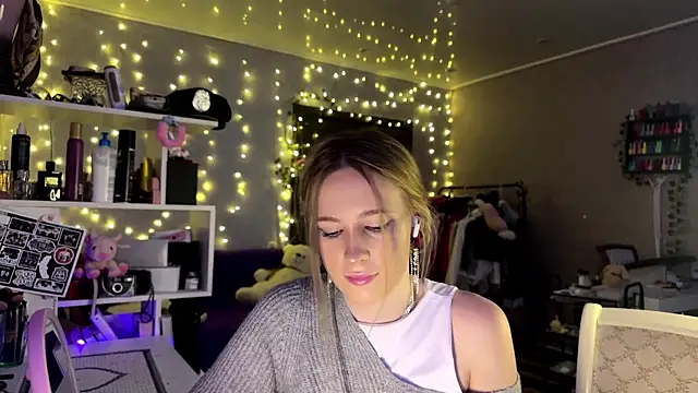 Snapshot of amily_sunray chatting on February 21, 2026, 2:07 pm amily sunray online show from February 21, 2026, 2:07 pm