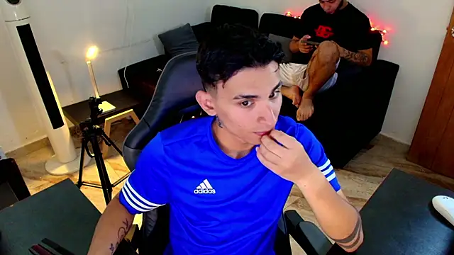 Xanderstone00 online show from March 15, 2026, 3:51 pm