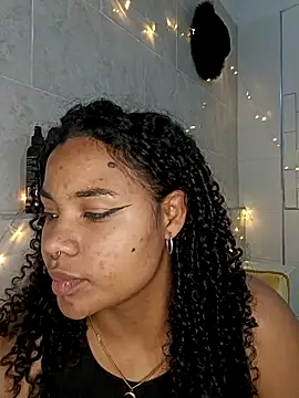 Snapshot of BrianaSweetxxx chatting on March 9, 2026, 3:10 am BrianaSweetxxx online show from March 9, 2026, 3:10 am