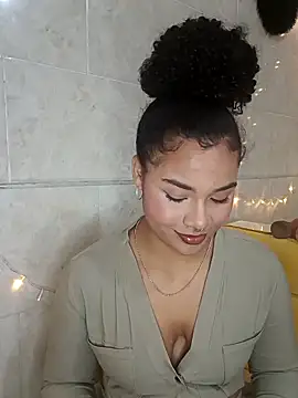 Snapshot of BrianaSweetxxx chatting on March 22, 2026, 3:21 am BrianaSweetxxx online show from March 22, 2026, 3:21 am