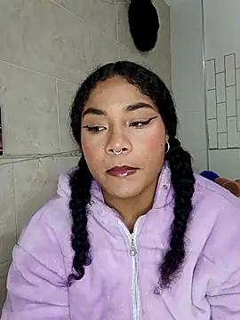 Snapshot of BrianaSweetxxx chatting on March 29, 2026, 3:28 am BrianaSweetxxx online show from March 29, 2026, 3:28 am