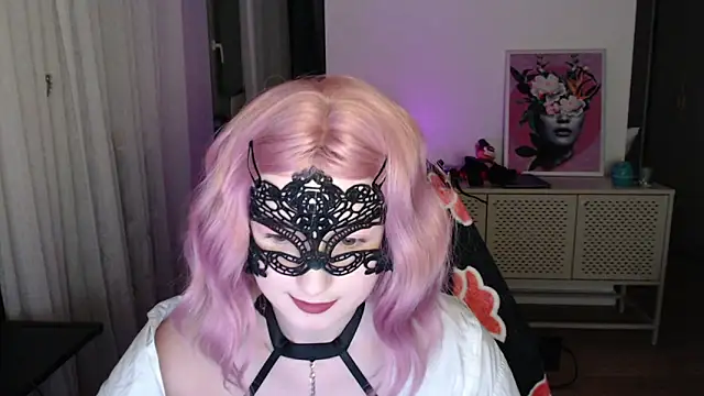 LunaXcherry online show from February 24, 2026, 7:12 pm