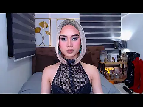 JuicyCockThea online show from May 24, 2026, 11:37 am