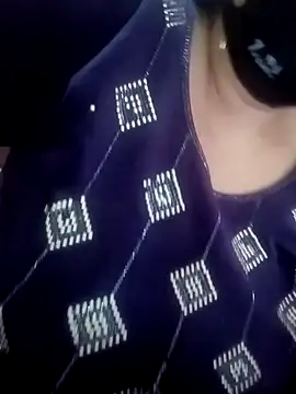 Snapshot of Simran_008 chatting on February 18, 2026, 9:49 am Simran 008 online show from February 18, 2026, 9:49 am