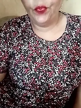 Snapshot of Simran_008 chatting on March 8, 2026, 2:04 am Simran 008 online show from March 8, 2026, 2:04 am