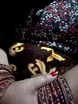 Snapshot of Simran_008 chatting on March 23, 2026, 5:06 pm Simran 008 online show from March 23, 2026, 5:06 pm