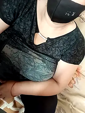 Snapshot of Simran_008 chatting on April 2, 2026, 3:04 am Simran 008 online show from April 2, 2026, 3:04 am