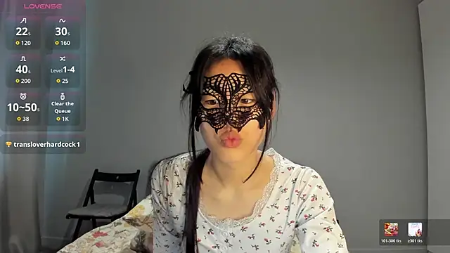 HelenBlazeTrt online show from May 30, 2026, 2:08 am