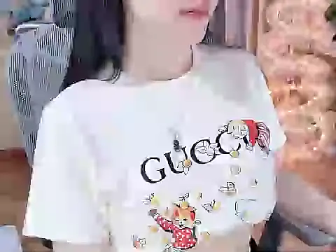 Agnelyn    online show from July 24, 2026, 11:14 pm