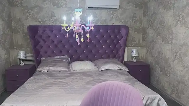 Anna Kenan online show from February 12, 2026, 8:42 am