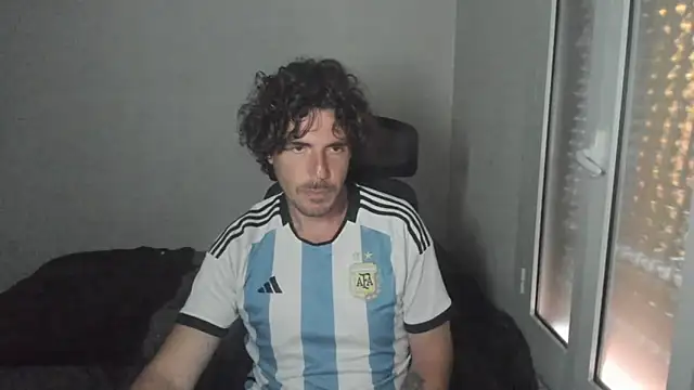 joaquin420 hot online show from April 4, 2026, 5:54 pm