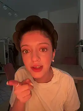 ValeriaVenom online show from February 22, 2026, 7:51 am