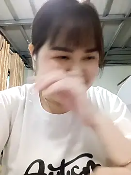 Kee-kimlee online show from March 18, 2026, 5:43 am