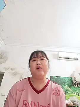 Kee-kimlee online show from August 4, 2026, 3:53 am