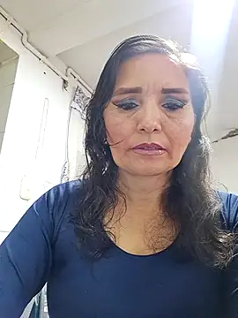 Alexamontiel  online show from February 17, 2026, 2:57 pm