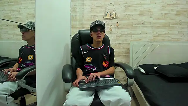 Snapshot of Jordi_Cooper chatting on February 25, 2026, 7:45 pm Jordi Cooper online show from February 25, 2026, 7:45 pm