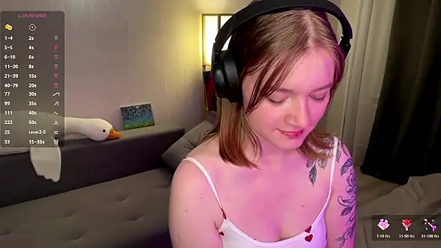 Mirrrra1 online show from March 27, 2026, 7:46 pm