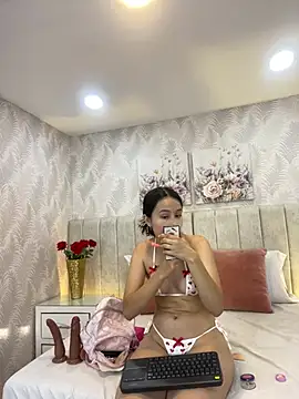 Brisa Silva online show from July 6, 2026, 11:51 am