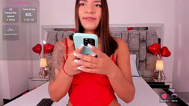 Snapshot of amara_wet04 chatting on February 14, 2026, 12:46 pm amara wet04 online show from February 14, 2026, 12:46 pm