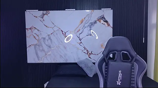 Snapshot of Sophie19__ chatting on March 28, 2026, 11:43 am Sophie19 online show from March 28, 2026, 11:43 am